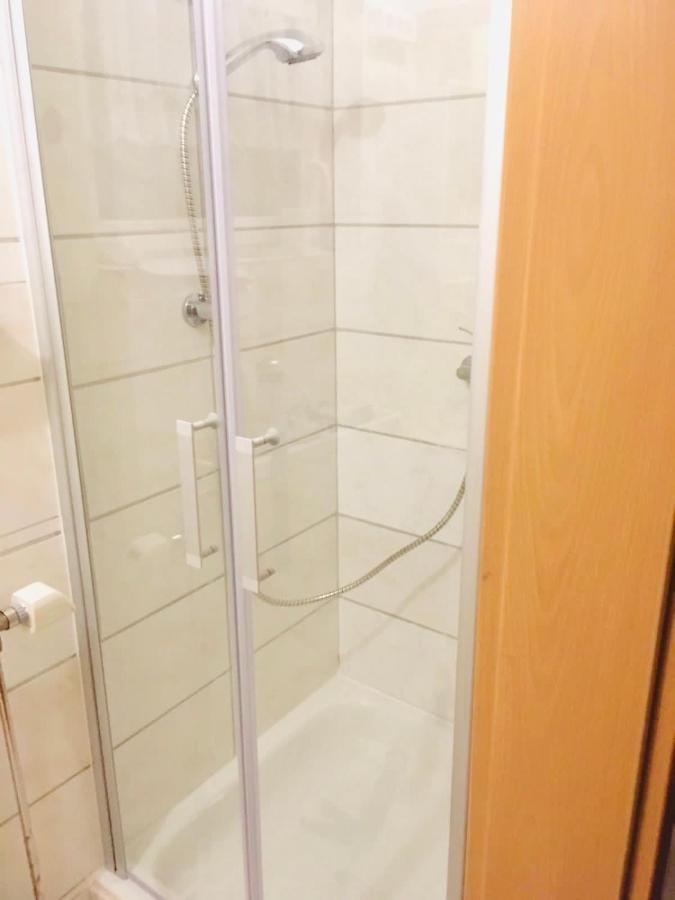 No2 Top Apartment4You - 3 Zimmer, 1-6 Pers, Saarbruecken - Jaegersfreude ساربروكن المظهر الخارجي الصورة